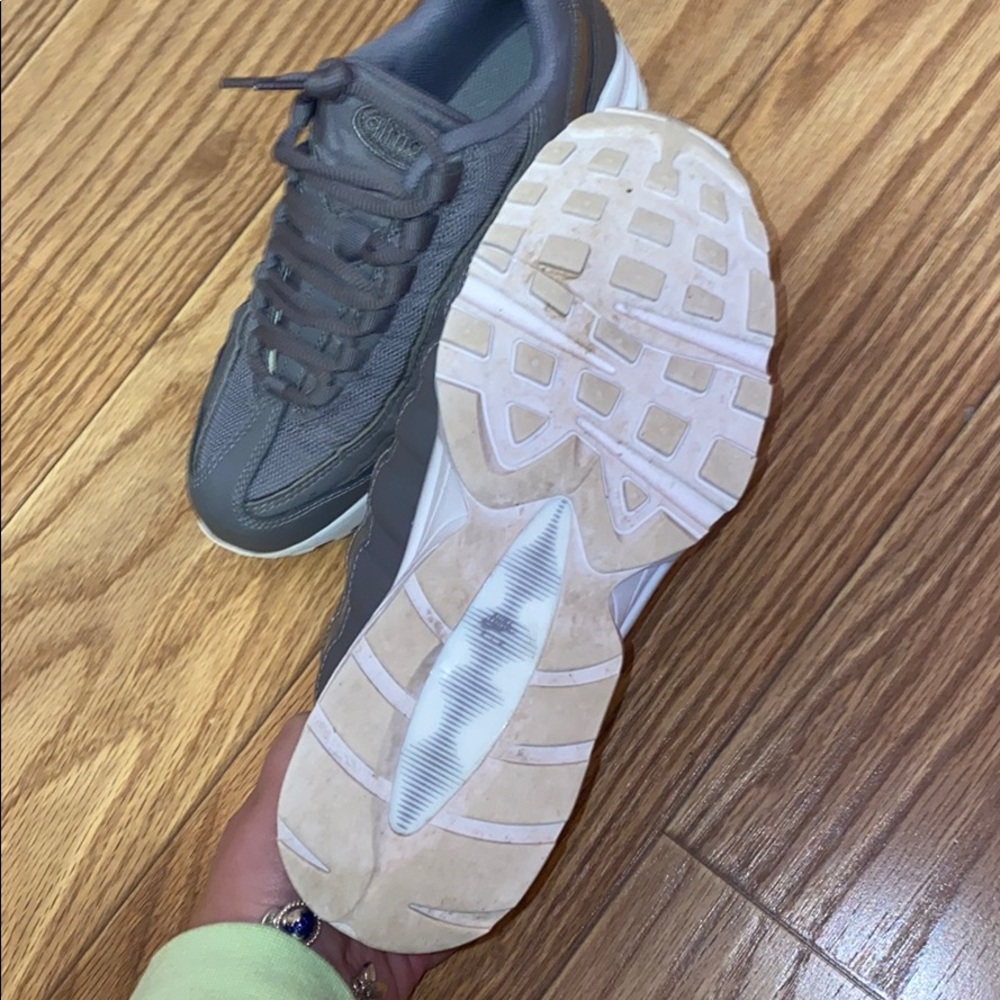 Nike Sneakers - Picture 2 of 2